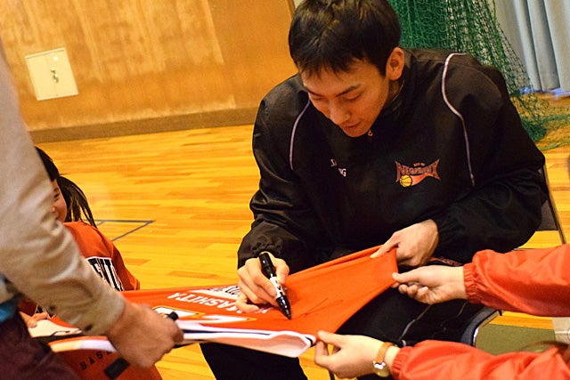試合終了後サイン・握手会参加権